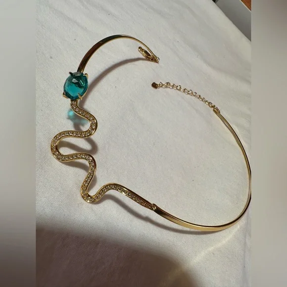 Gold Plated Snake Choker Necklace – Cubic Zirconia & Emerald Green Crystal - Picture 5 of 6